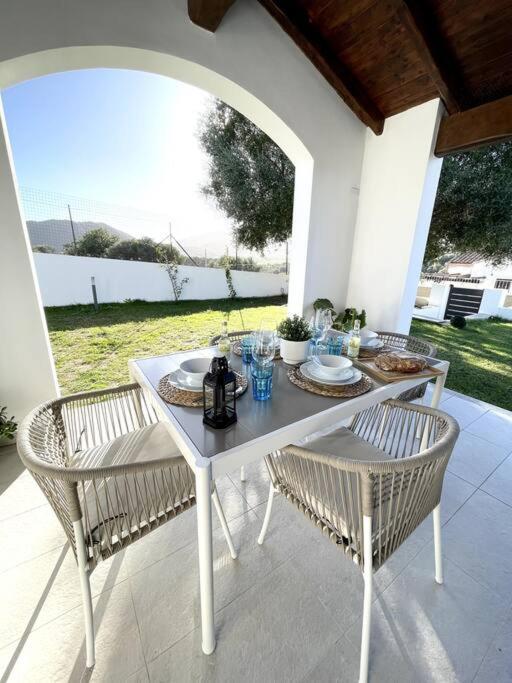 Ami Villa *